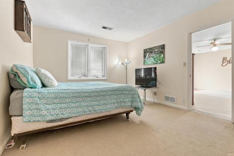 6546 Green Hill Drive Evansville IN 47711