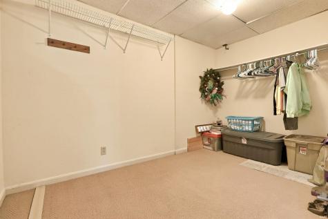 6546 Green Hill Drive Evansville IN 47711