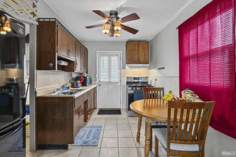 1318 Cottage Avenue Middletown IN 47356