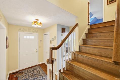 2706 E Hemlock Circle Bloomington IN 47401