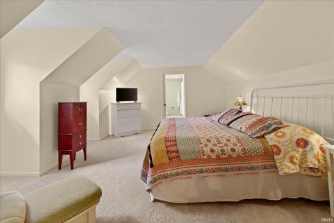 2706 E Hemlock Circle Bloomington IN 47401