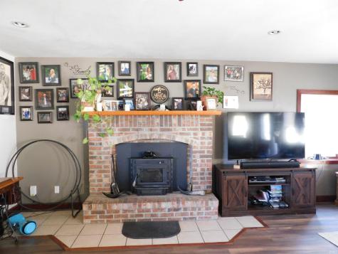 1706 E Lewellen Road Salem IN 47167