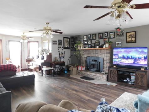 1706 E Lewellen Road Salem IN 47167