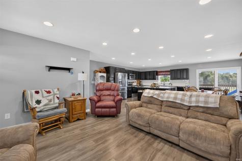 686 E Jessica Street Ellettsville IN 47429