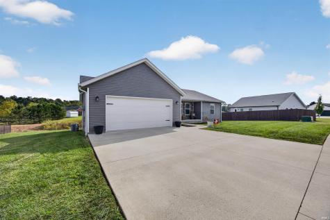 686 E Jessica Street Ellettsville IN 47429