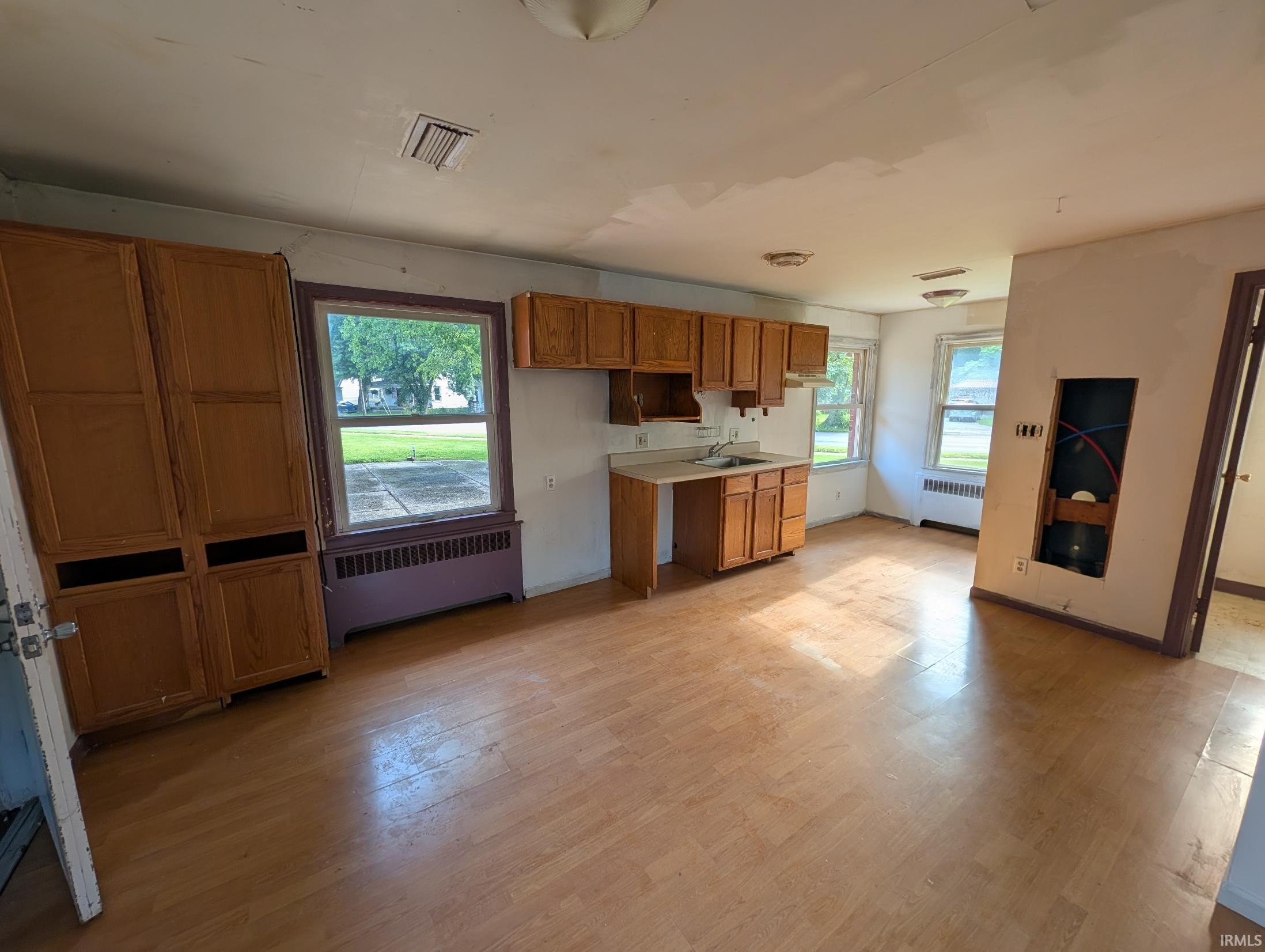 412 W Beardsley Avenue Elkhart IN 46514