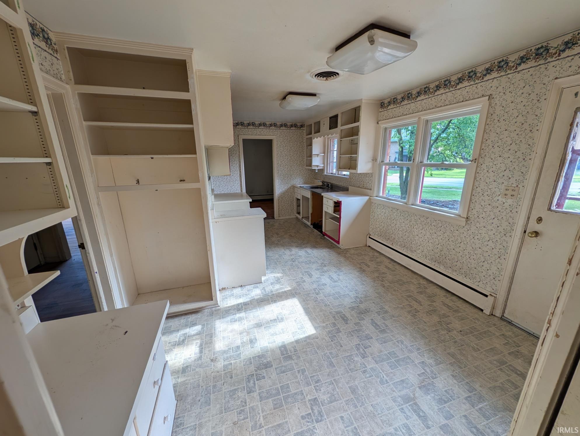 412 W Beardsley Avenue Elkhart IN 46514