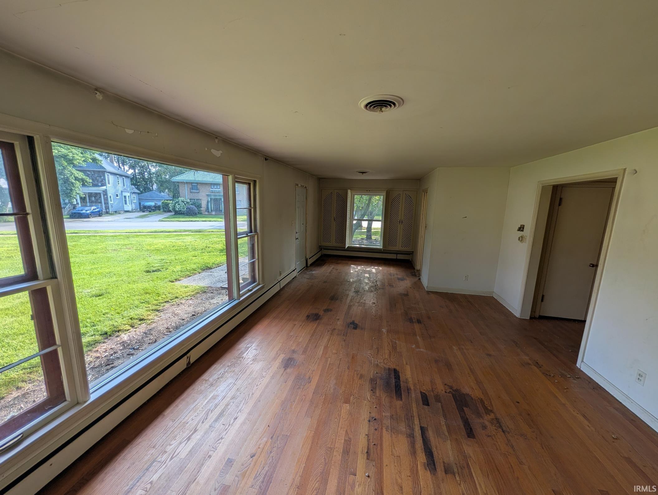 412 W Beardsley Avenue Elkhart IN 46514