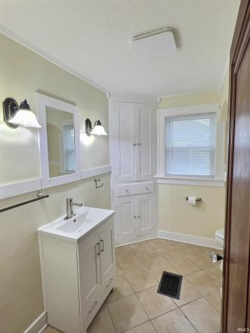 4442 Kenilworth Street Fort Wayne IN 46806