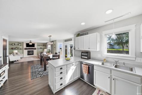 3321 Cilantro Cove Fort Wayne IN 46818