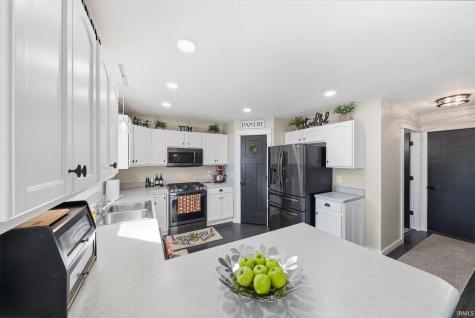 3321 Cilantro Cove Fort Wayne IN 46818