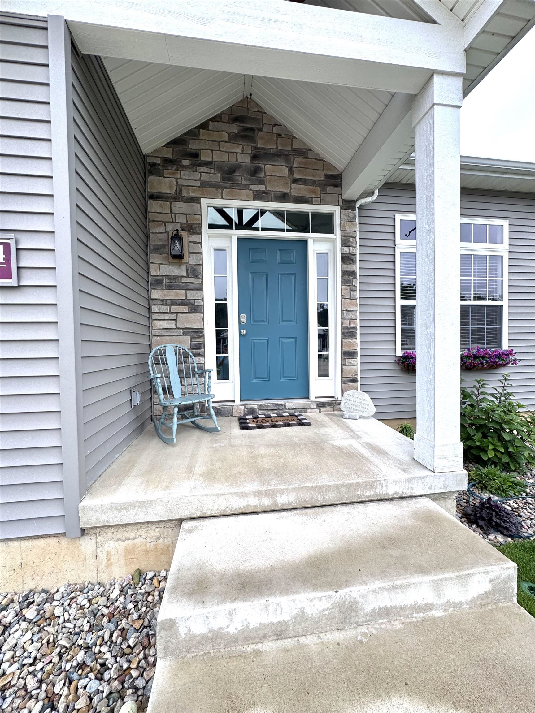 2744 Pine Cone Lane Warsaw IN 46582