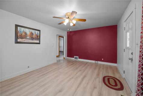 211 S Main Street Huntingburg IN 47542