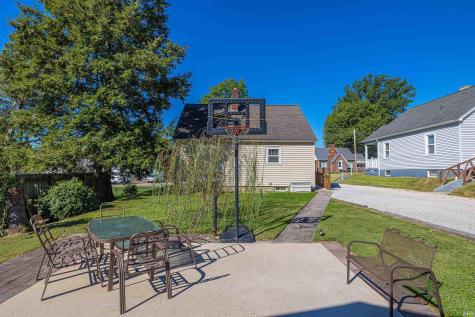 211 S Main Street Huntingburg IN 47542