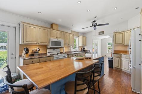 54646 State Road 13 Middlebury IN 46540