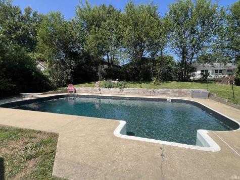 953 Tulip Drive Peru IN 46970