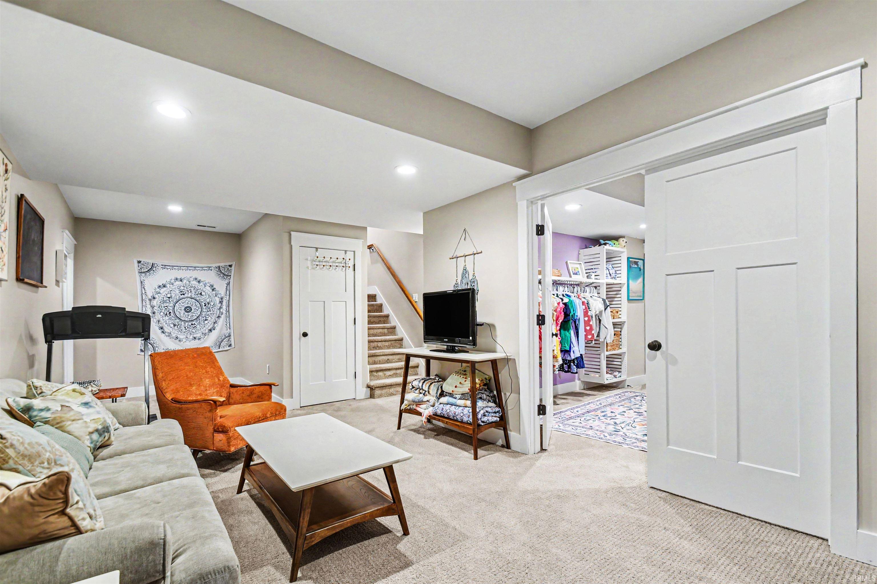 1019 N Lawrence Street South Bend IN 46617