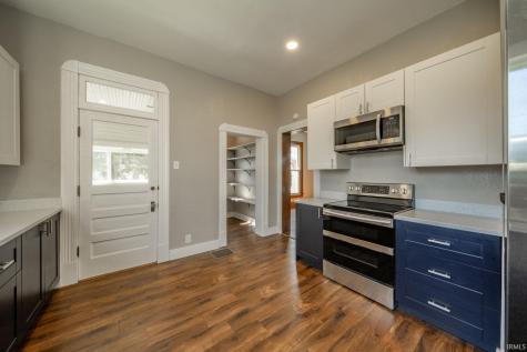 149 N Dalton Avenue Albany IN 47320