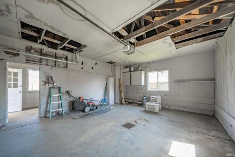 149 N Dalton Avenue Albany IN 47320