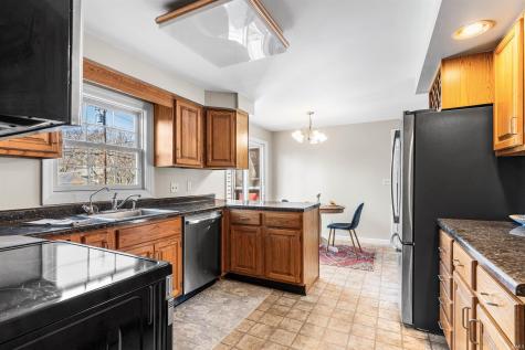 129 Knox Drive West Lafayette IN 47906