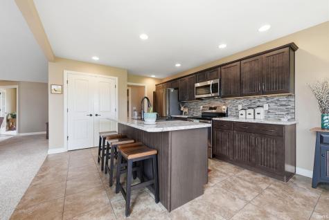 1112 Woodland Pass Fort Wayne IN 46818