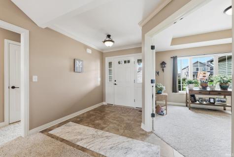 1112 Woodland Pass Fort Wayne IN 46818