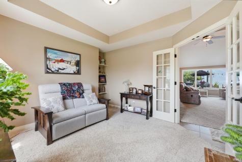 1112 Woodland Pass Fort Wayne IN 46818