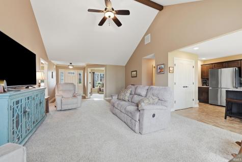 1112 Woodland Pass Fort Wayne IN 46818