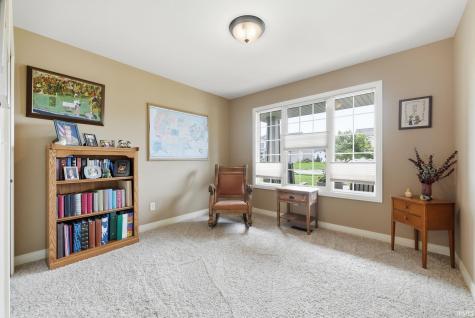 1112 Woodland Pass Fort Wayne IN 46818