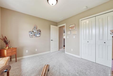 1112 Woodland Pass Fort Wayne IN 46818