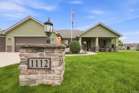 1112 Woodland Pass Fort Wayne IN 46818