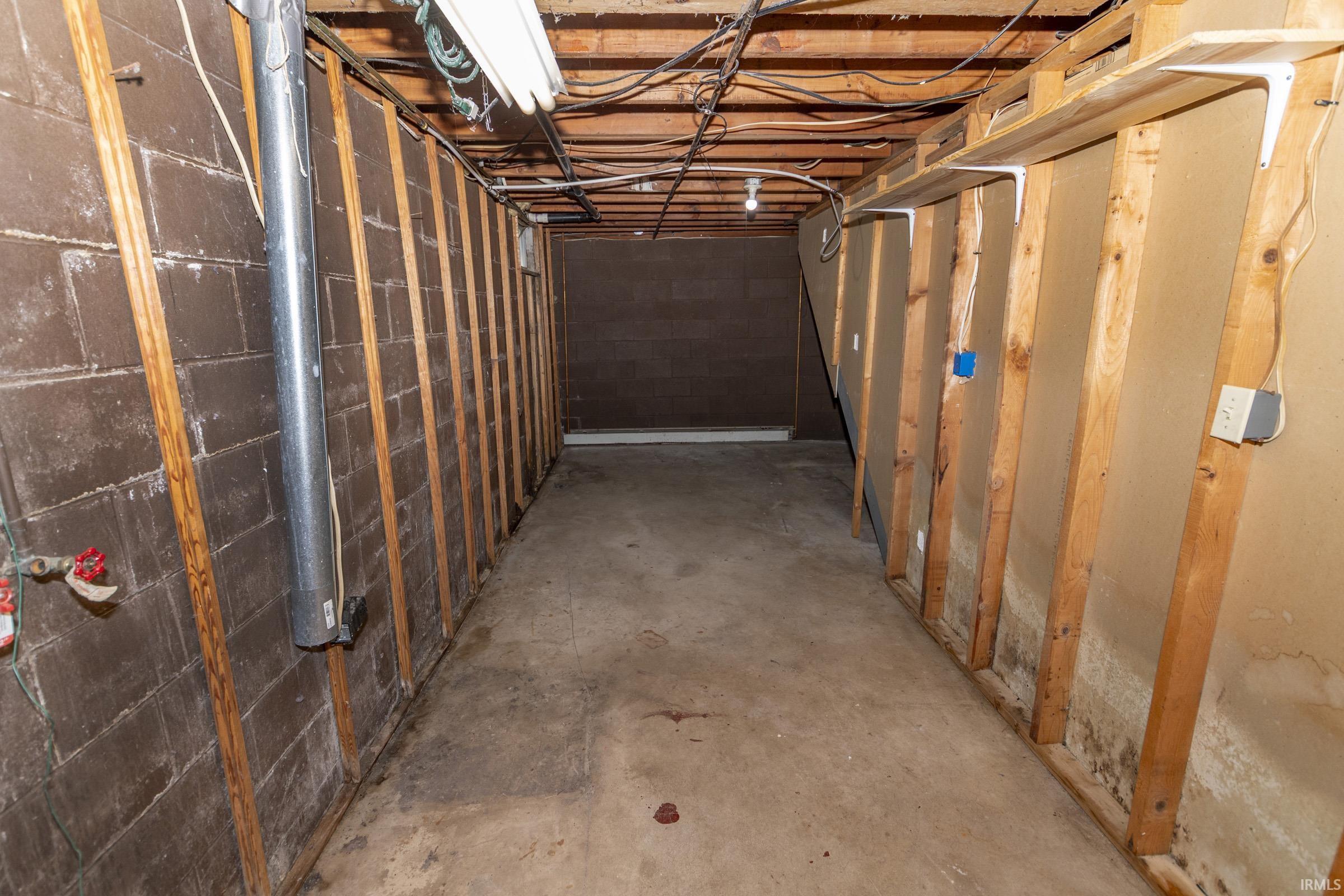 52035 County Road 9 Elkhart IN 46514
