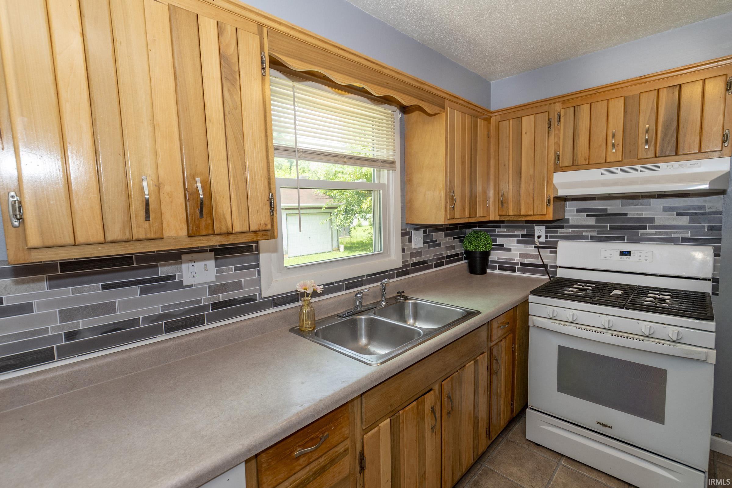 52035 County Road 9 Elkhart IN 46514