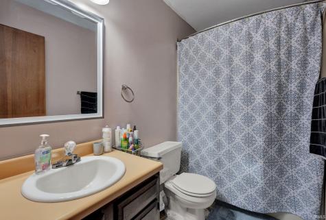 481 N Cleveland Street Bloomfield IN 47424
