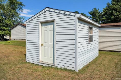 481 N Cleveland Street Bloomfield IN 47424