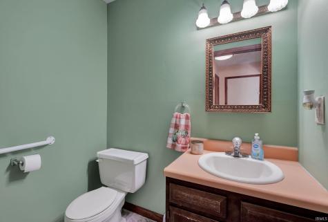 481 N Cleveland Street Bloomfield IN 47424