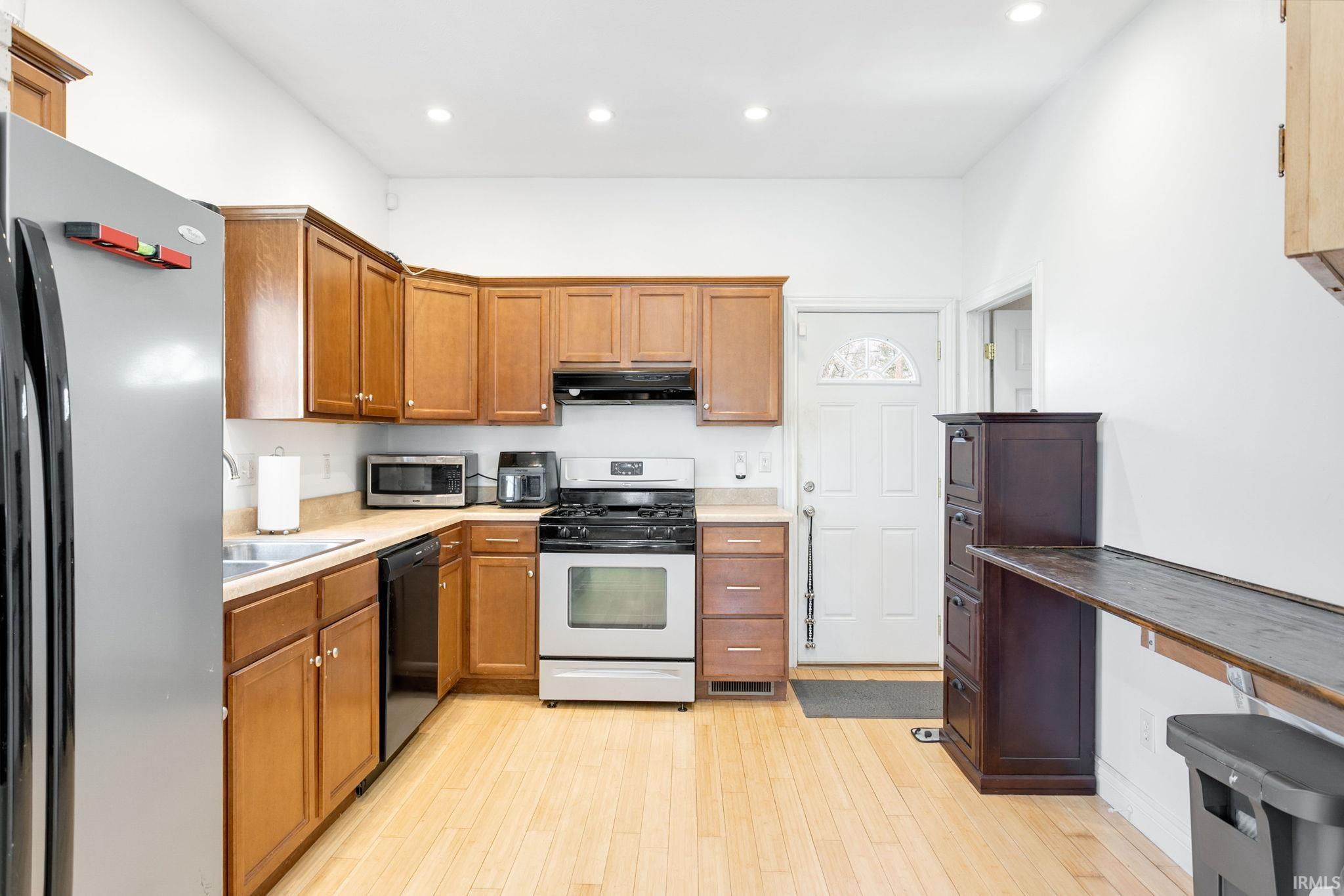 1421 Chalfant Street South Bend IN 46617