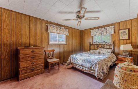 1812 E 600 S Jonesboro IN 46938
