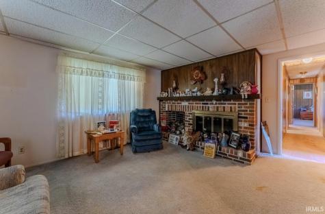 1812 E 600 S Jonesboro IN 46938