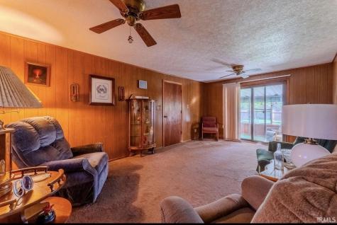 1812 E 600 S Jonesboro IN 46938