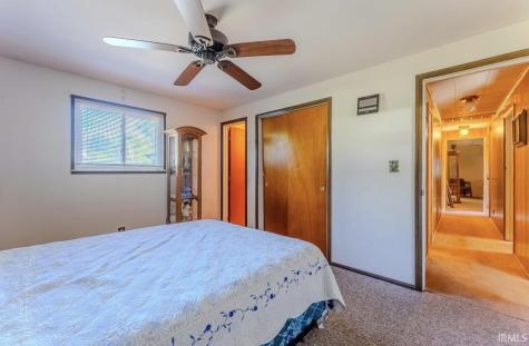 1812 E 600 S Jonesboro IN 46938
