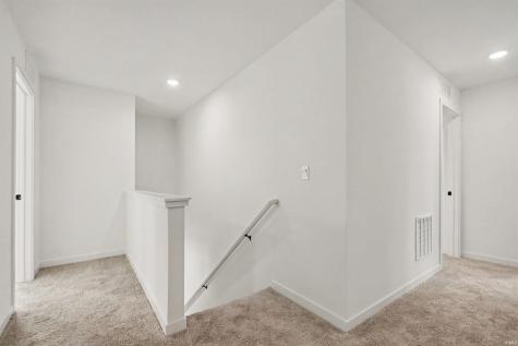 51633 Prescott Avenue South Bend IN 46637