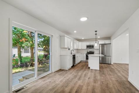 51633 Prescott Avenue South Bend IN 46637