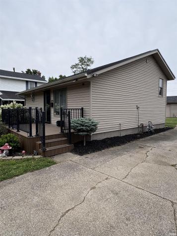 2353 Normandy Drive Mishawaka IN 46545