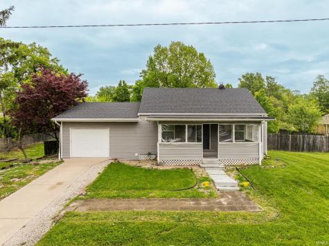 2208 N Blaine Street Muncie IN 47303