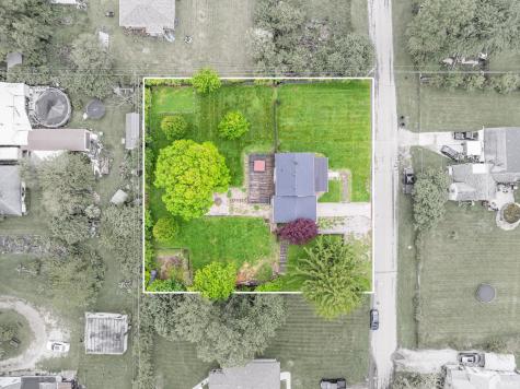 2208 N Blaine Street Muncie IN 47303