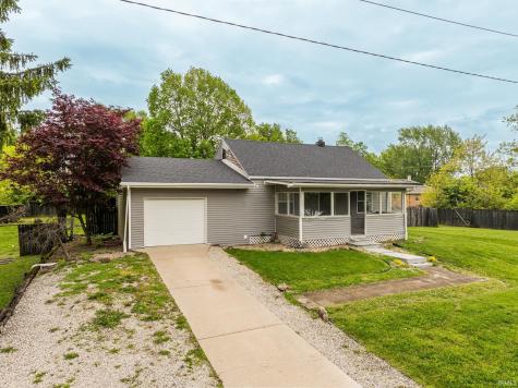 2208 N Blaine Street Muncie IN 47303