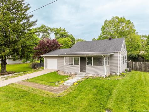 2208 N Blaine Street Muncie IN 47303