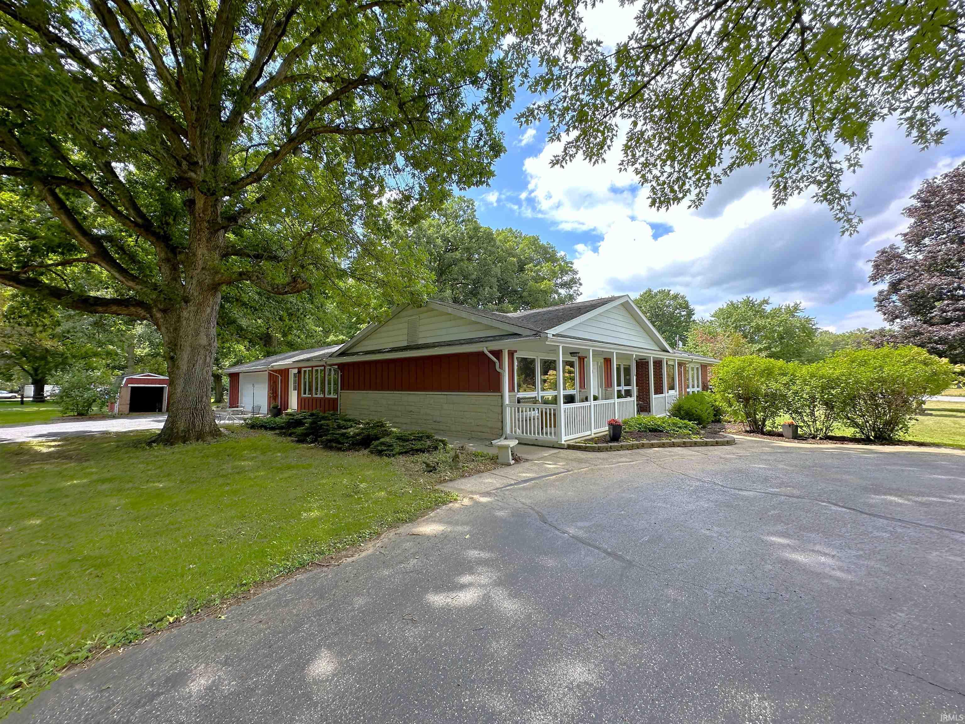 6278 E Woodhaven Court Monticello IN 47960