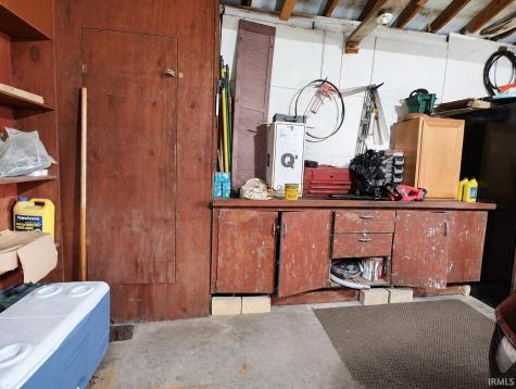 1202 W Pacific Avenue Knox IN 46534
